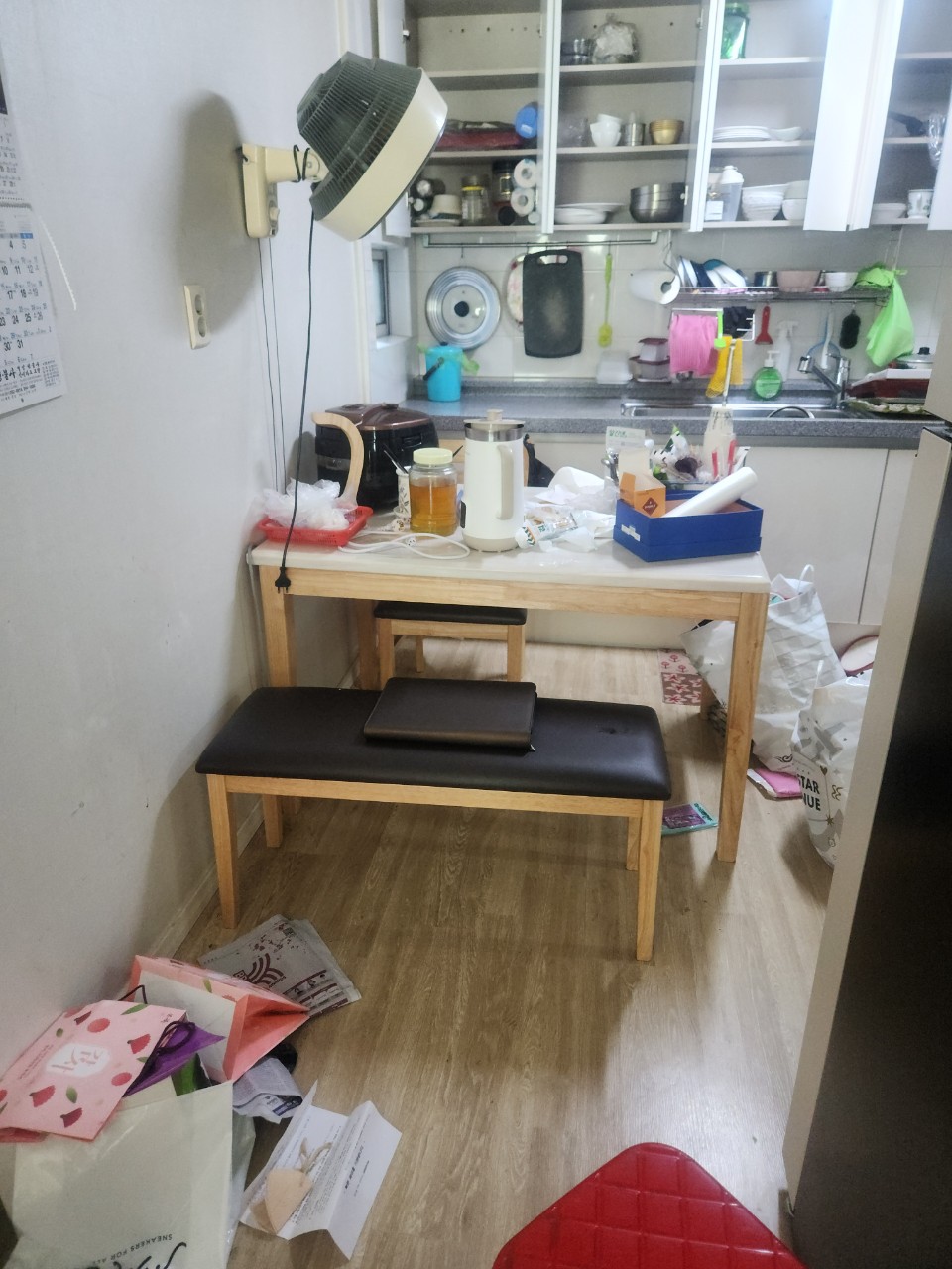 수원시 폐기물처리 작업 중
